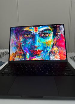 Apple MacBook Pro 14” (M3 Pro, 18GB RAM, 512GB SSD) – Excellent Condition