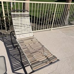 Pool Loungers