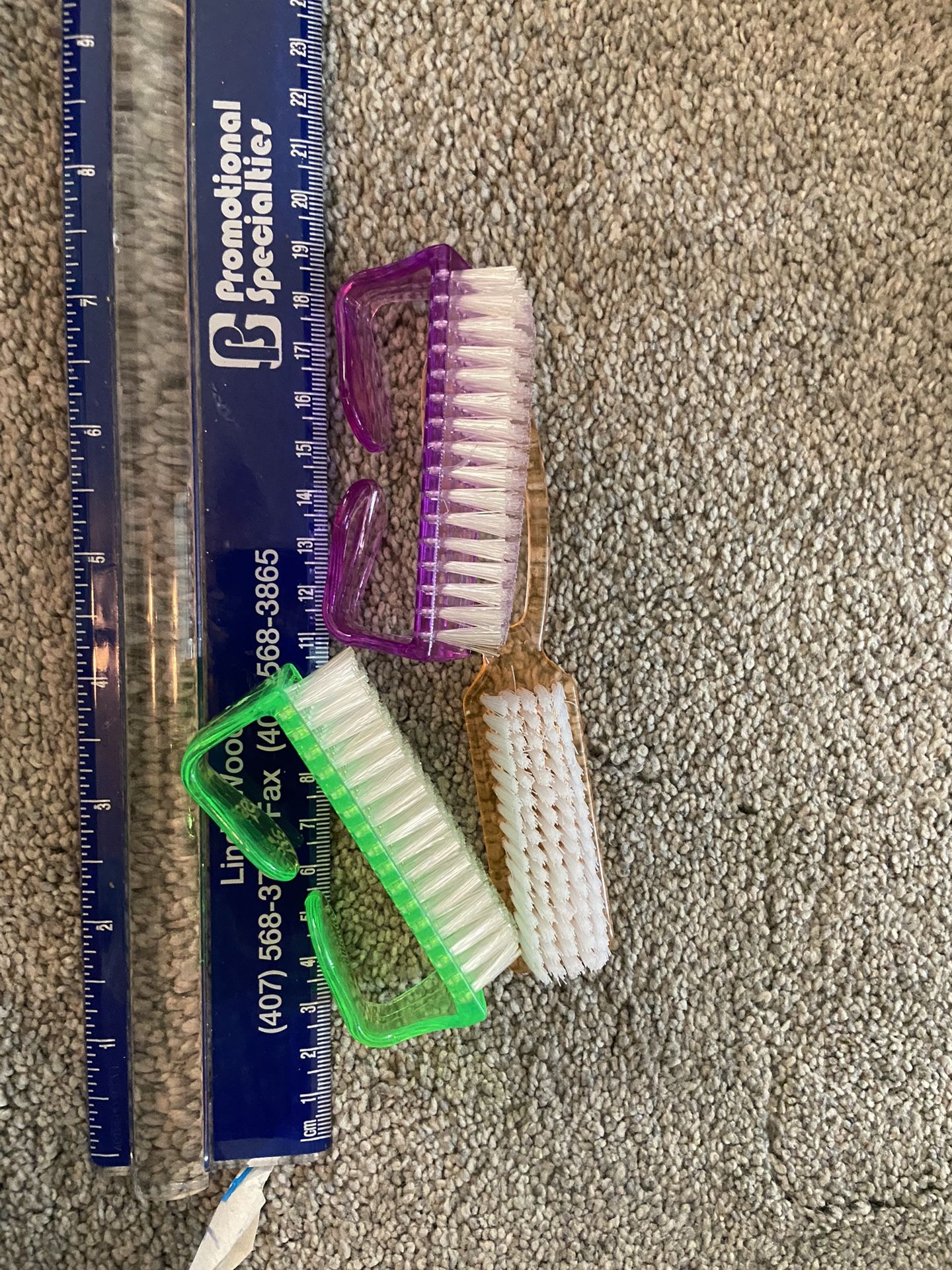 Nail brushes-3