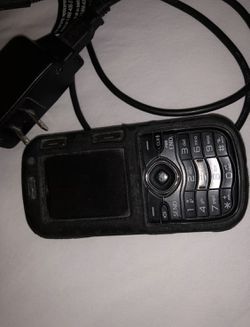 LG DLC100 cell phone like new body glove case and charger