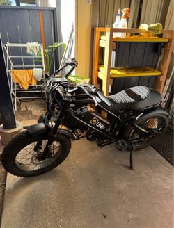 Spark 20x4.0" Moped-Style E-Bike