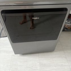 Whirlpool Dryer Machine