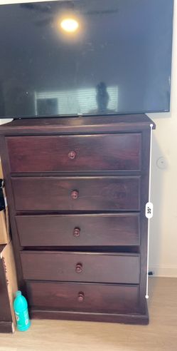 Size And Dimensions Of The Nightstand And Dresser