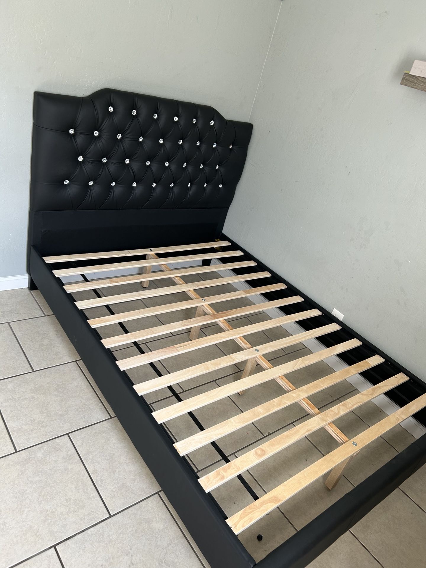 Full Size New Bed With Nice Mattress Sale…