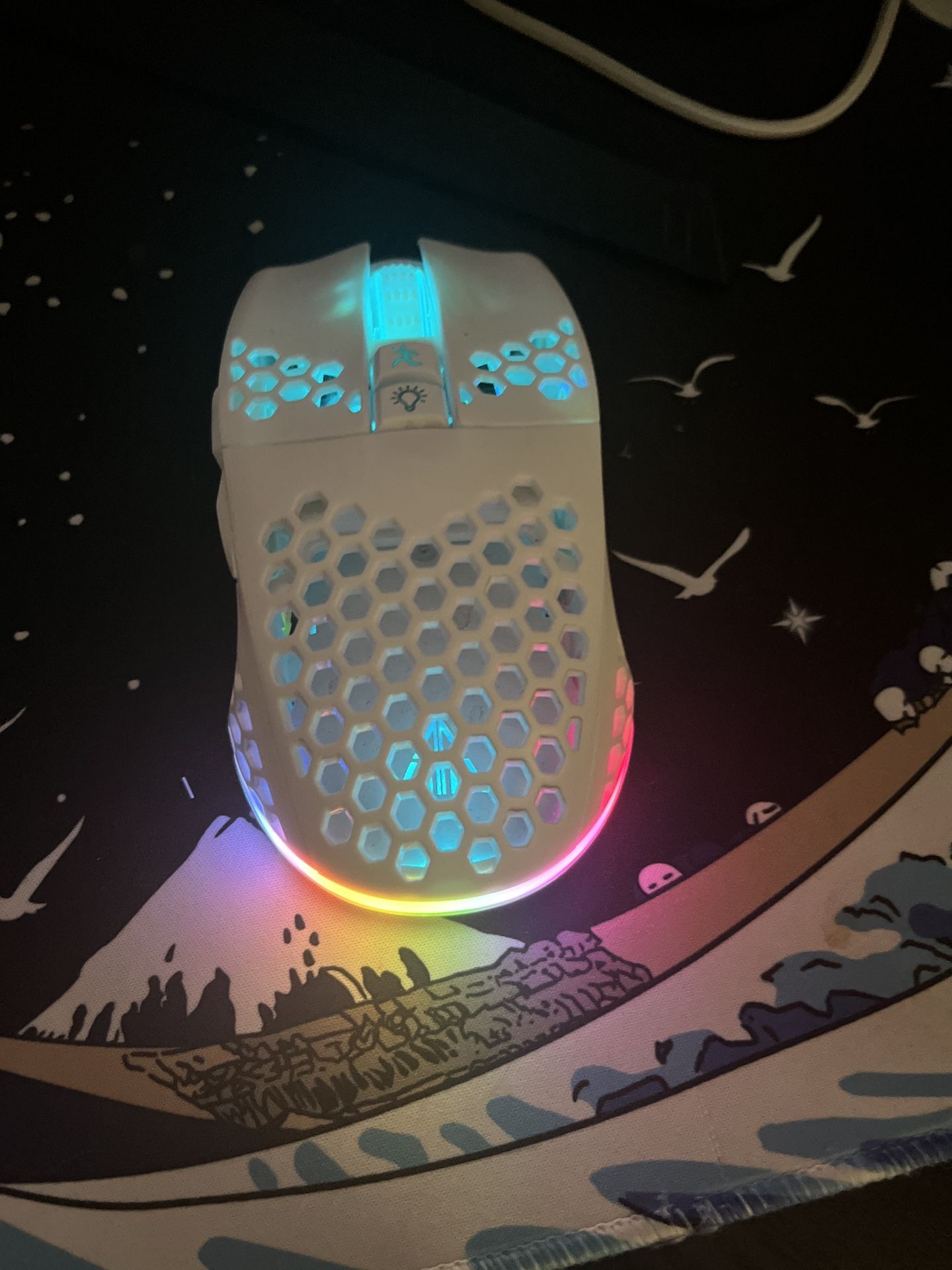 Gaming Mouse With Side Buttons
