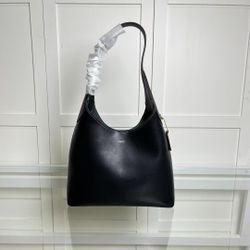 Coach Brookrly 28 Black NEW