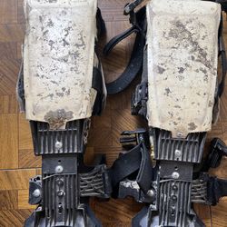 Flooring knee pads