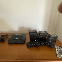 Sega Genesis lot, Sega CD Model 2 A LOT OF GAMES