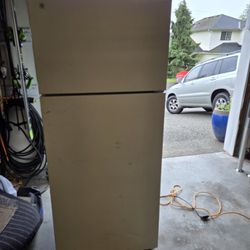 Refrigerator/Freezer Working FREE
