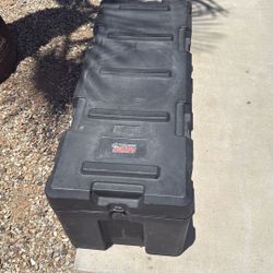 Gator Storage Case On Wheels 