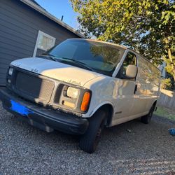 1999 GMC Savana