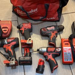 Milwaukee Tool Set