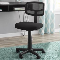 Brand New In A Box Mainstay Mesh Task Office Chair 