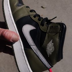 Air Jordans Size 6 1/2  Youth