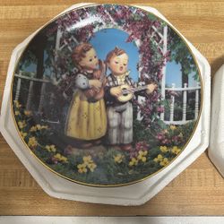 Mj Collectible Plates