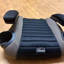 Chicco GoFit Plus Backless Booster Car Seat