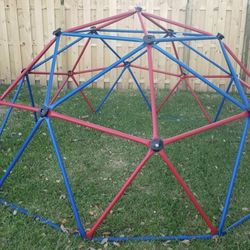 Geometric Dome Climber