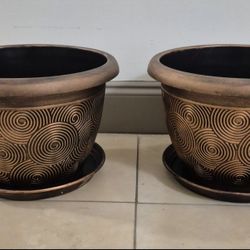 *** REDUCED *** PAIR of 13" (Diameter) Gold Circle Resin Planters @ Lasting Creations