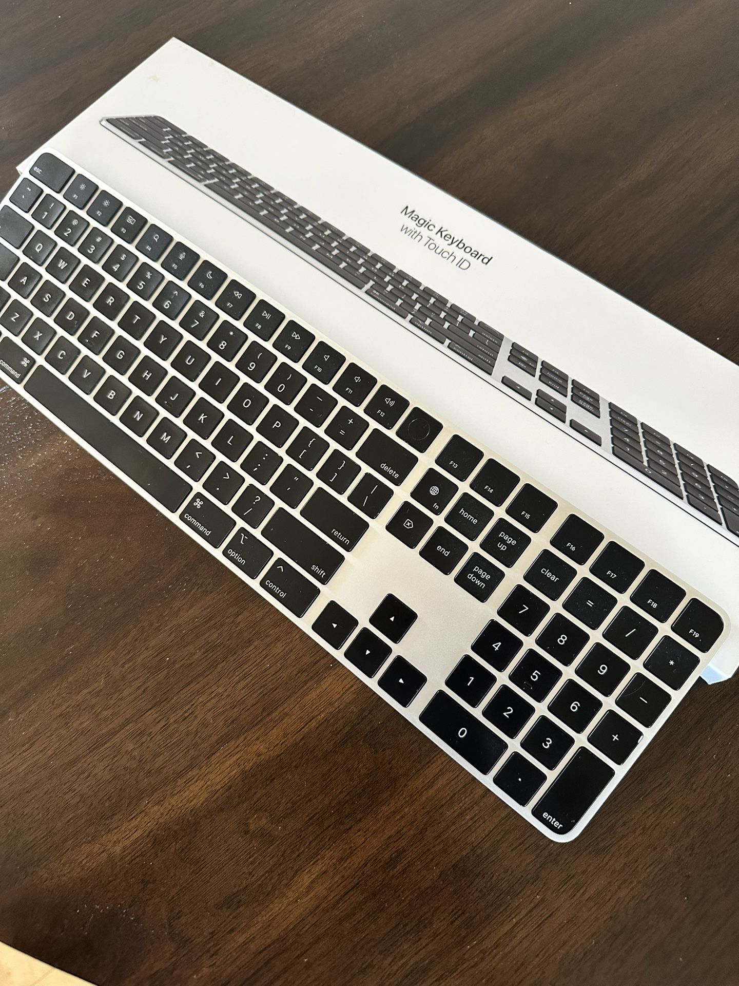 Apple Magic Keyboard