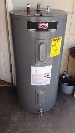 $$170$! Electric water heater- boiler electrico (50 gal!)