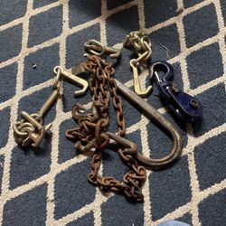 Chains and hooks