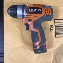 RIGID 12V DRILL/DRIVER