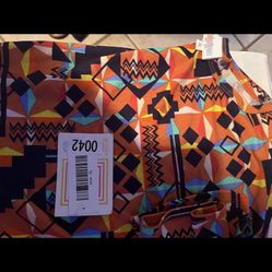 Women's LuLaRoe Irma X-Large. Bold Print Short Sleeve Casual with Stretch.