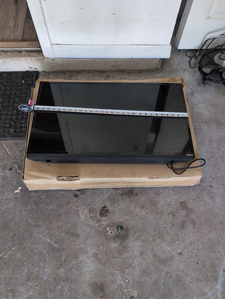 Vizio E32 C1 TV/Monitor