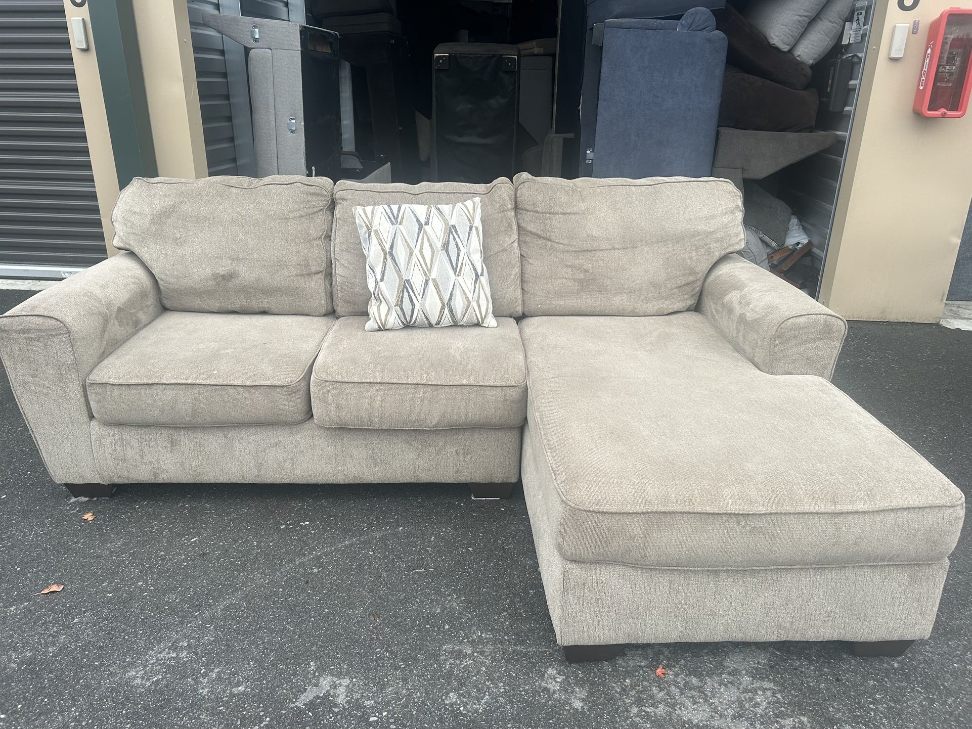 Sectional Couch 