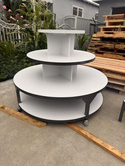 4 Round Tier Display For Retail Stores
