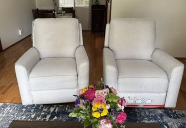 Swivel Glider Recliner - Like New
