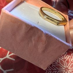 14k Ring  size 5 3/4 grams 2.80