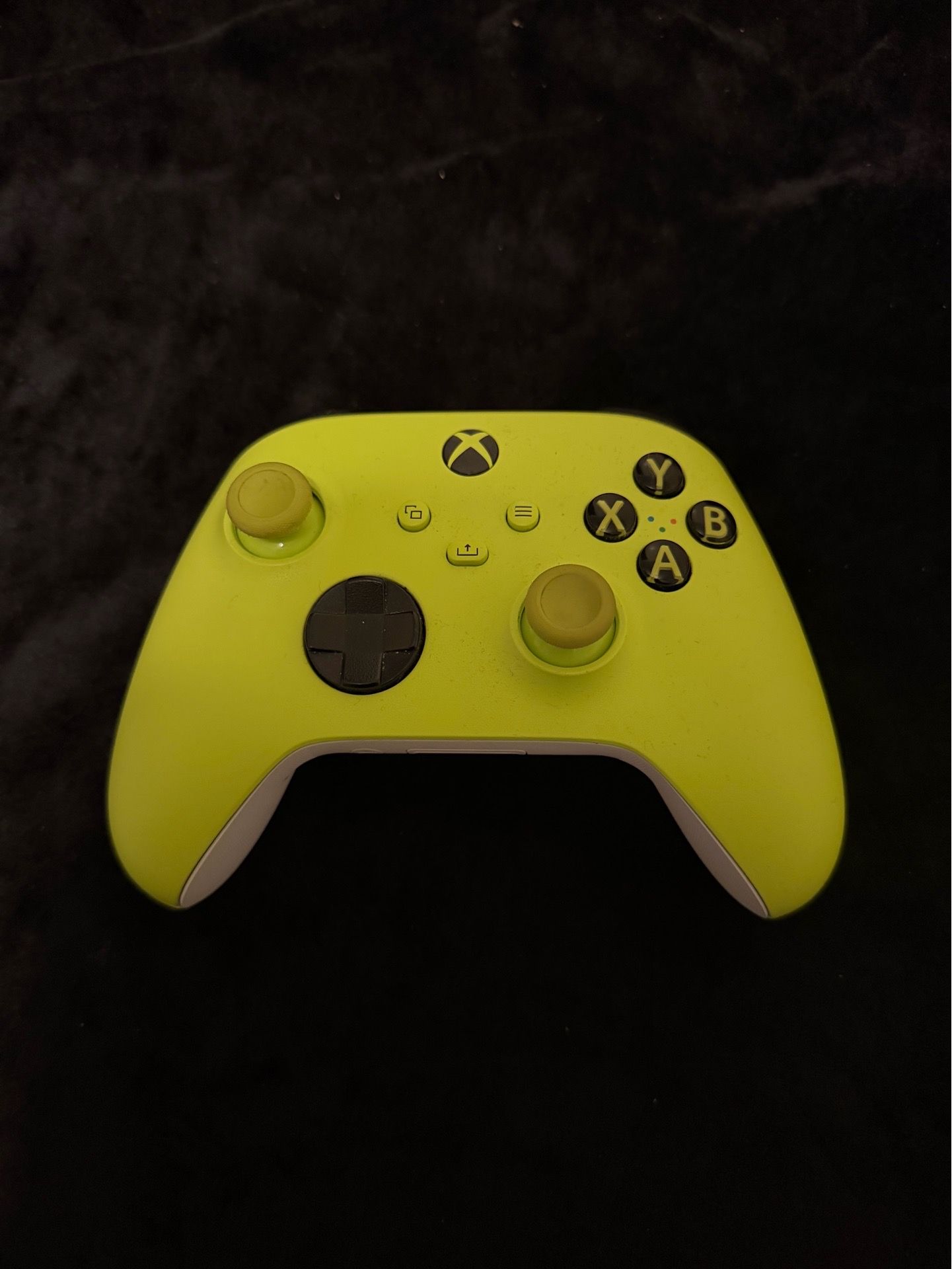 Xbox series x/s lime green