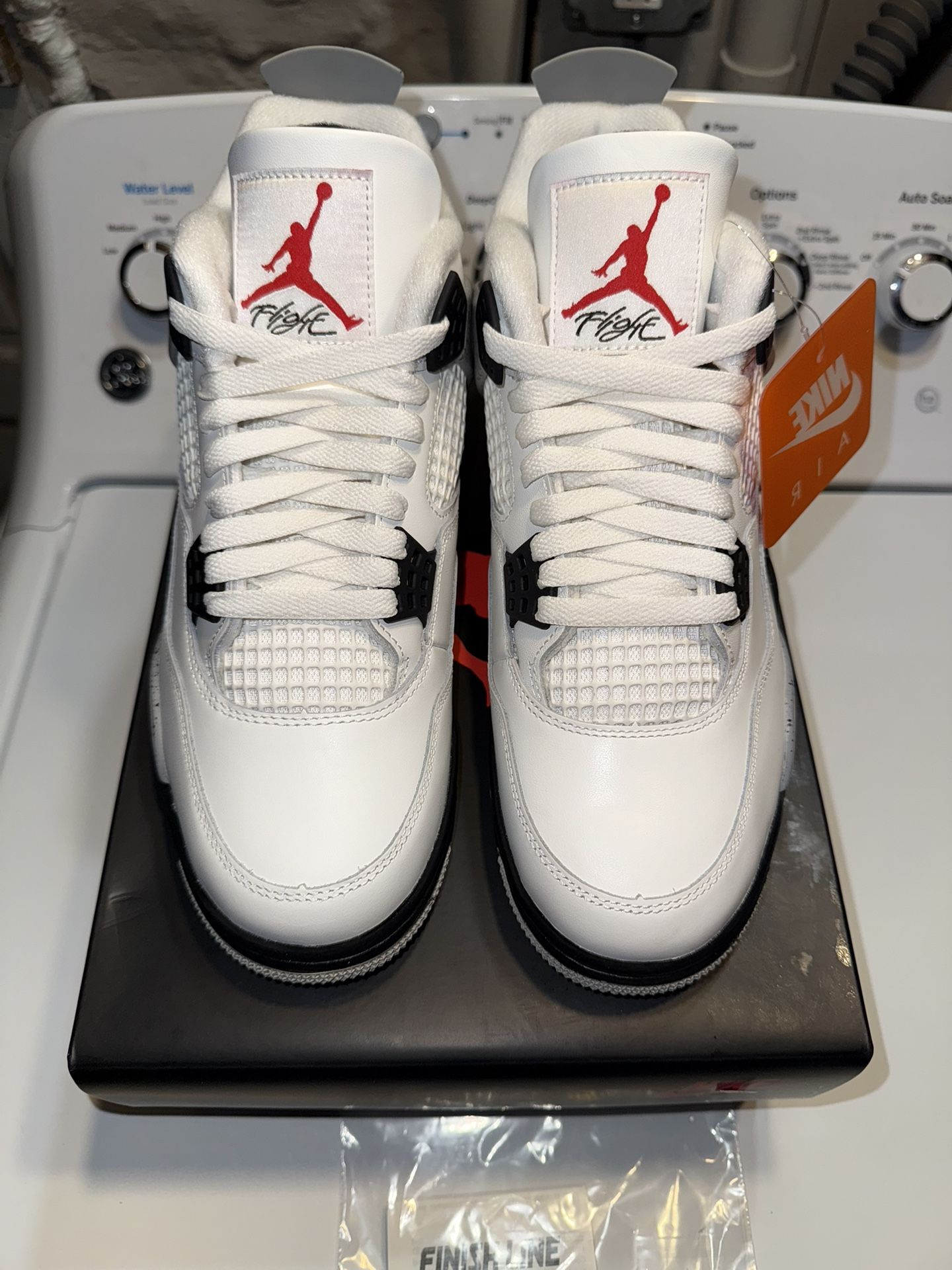 Jordan 4s