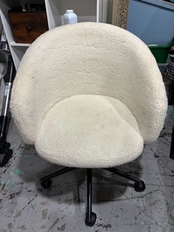 Cream Boucle Barrel Office Chair