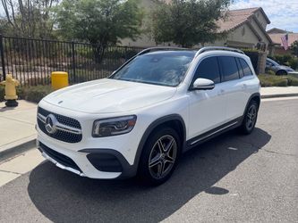 2020 Mercedes GLB250