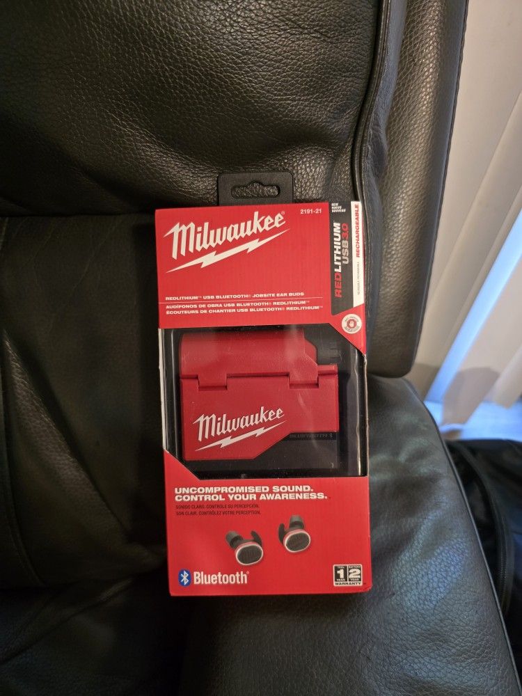 New. Milwaukee 2191-21 REDLITHIUM USB Bluetooth Jobsite Ear Buds