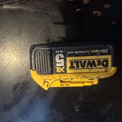 Dewalt Lot Drill, Bandsaw, Battery, Charger 