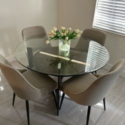 Breakfast Table With Chairs