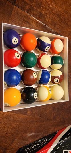 Pro Series Royal Crown Billiard Balls