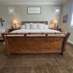 Schnadig American Kaleidoscope Elite King Sleigh Bed 4pc Bedroom Set