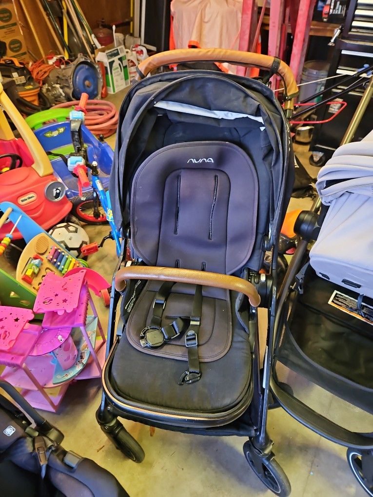 Baby strollers and car seats