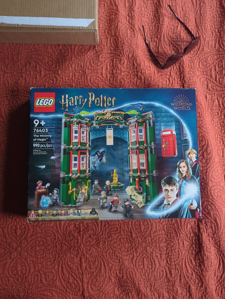 Brand New Lego Harry Potter Set 76403 Brand New