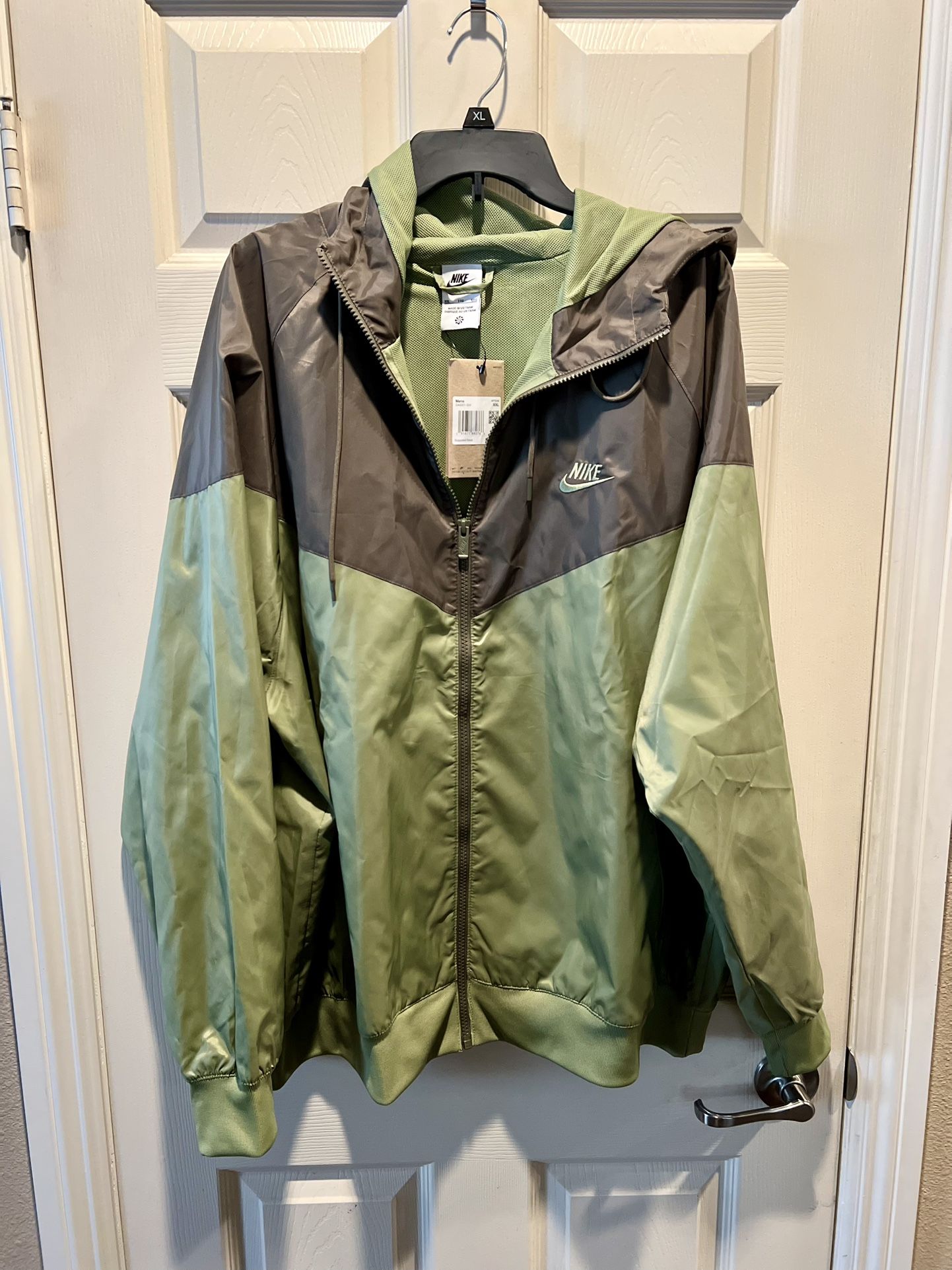 Nike Windbreaker Jacket