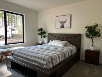 Platform bed