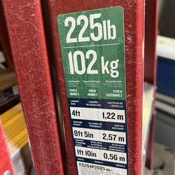Brand New Red Werner 4ft. Fiberglass Step Ladder - Type II load capacity 225lbs