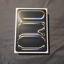 iPad Pro 11 Inch M5 Chip 256GB Silver Sealed Box – $879