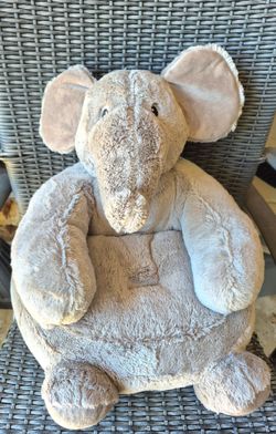 Small gray elephant pillow seat