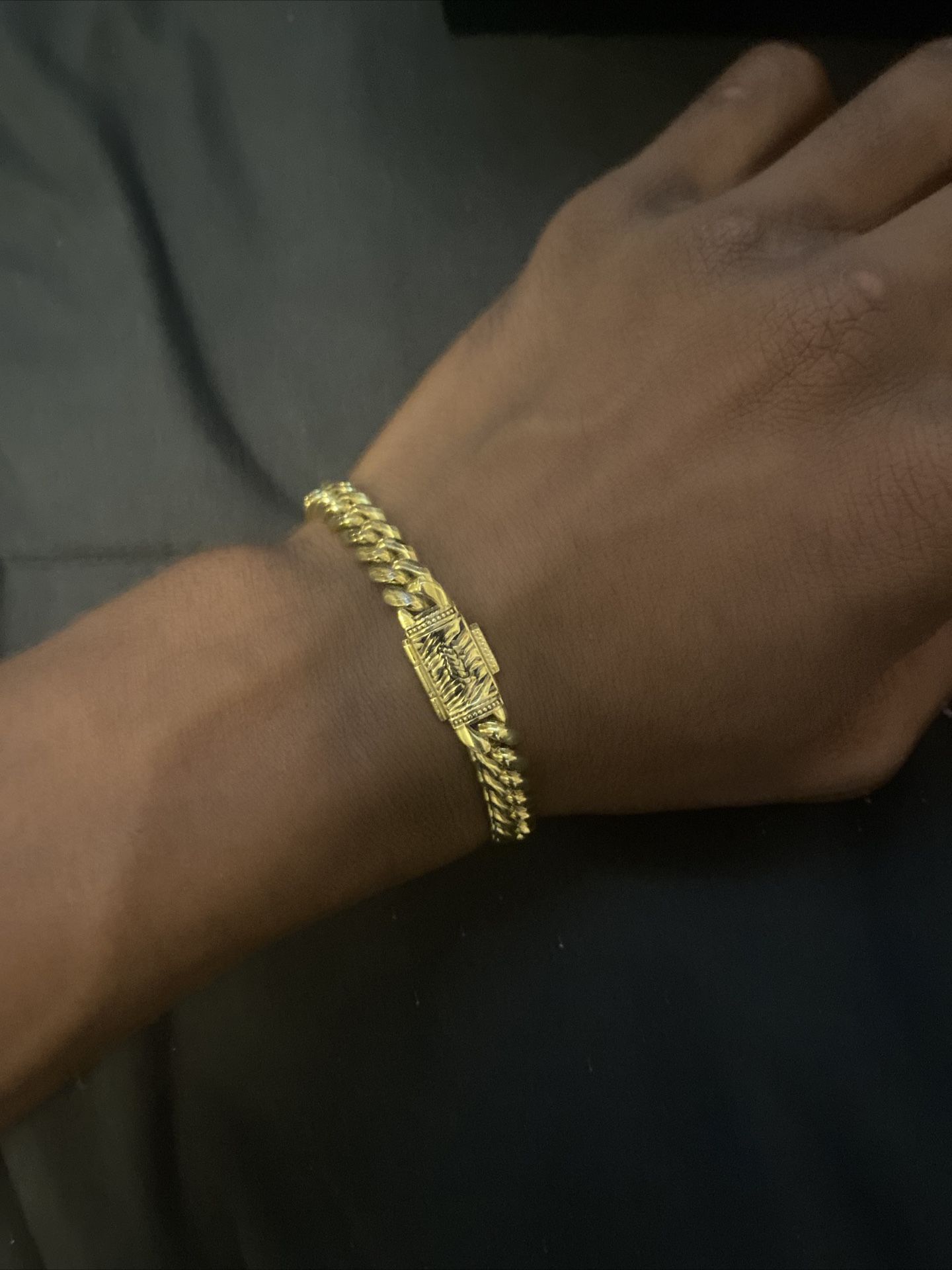 Gold Cuban Link Bracelet 7mm