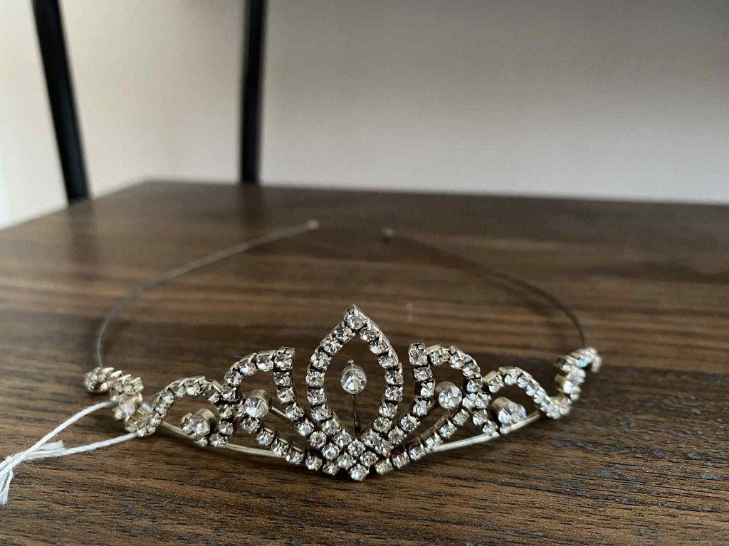 Tiara Crown 